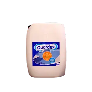 pH yükseltici sıvı, havuz suyunun pH seviyesini ideal aralığa getiren kimyasal